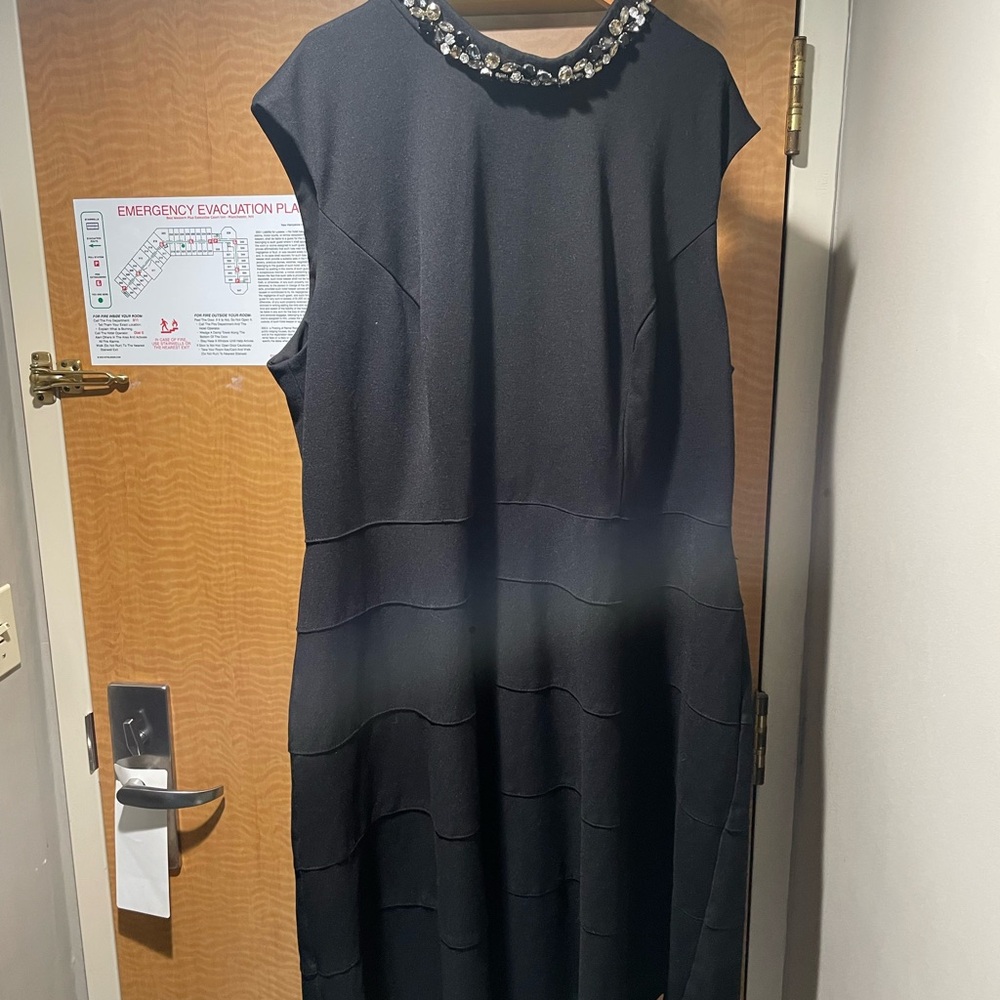 Eliza J Black A line Sheath Midi Dress with Cap Sleeves 20W